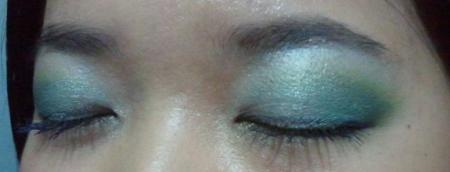 ISMINE78pcPalette-Green Aqua Smokes-CloseUp3.jpg