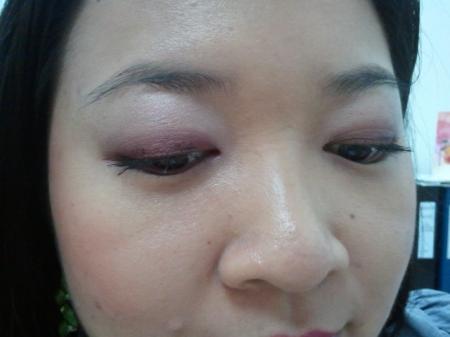 ISMINE78pcPalette-Purplish Maroon-closeup3.jpg